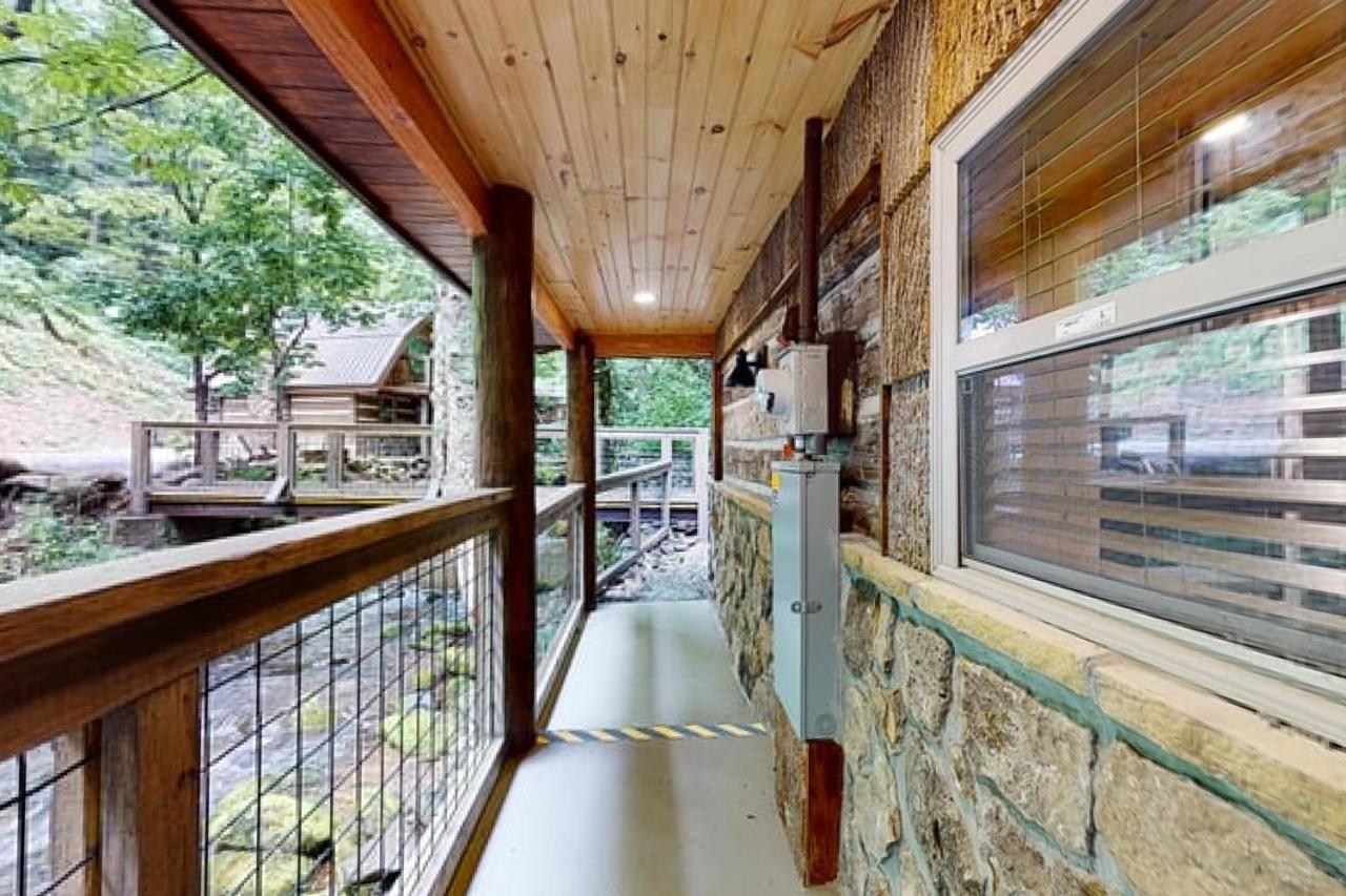 Villa Down The Creek Gatlinburg Exterior foto